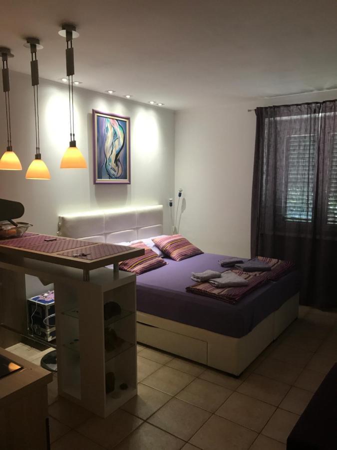 Studio Apartment Yess ,Сплит Экстерьер фото